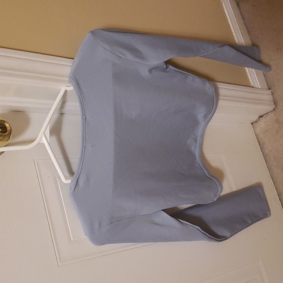 Top - Picture 2 of 2